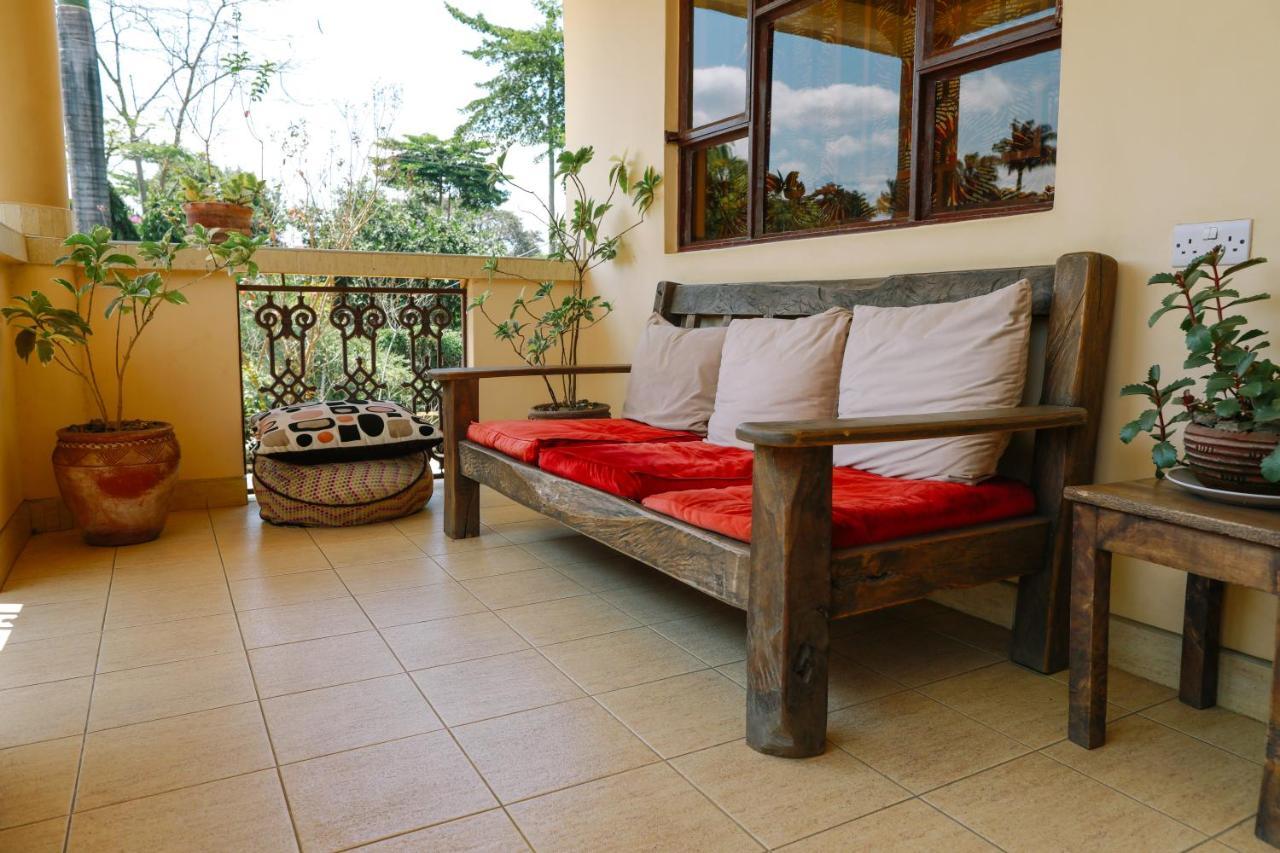 White House Of Tanzania Hostel Arusha Exterior photo
