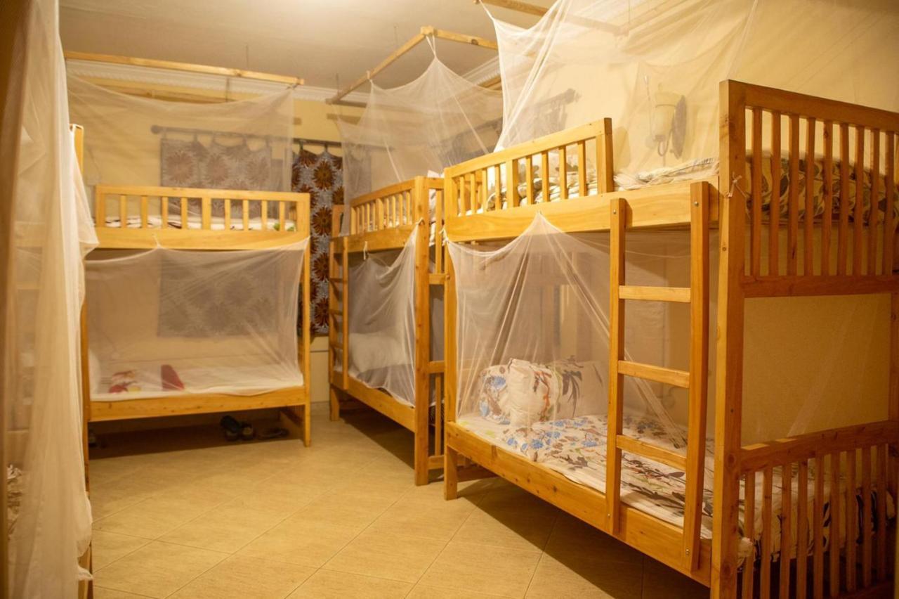 White House Of Tanzania Hostel Arusha Exterior photo